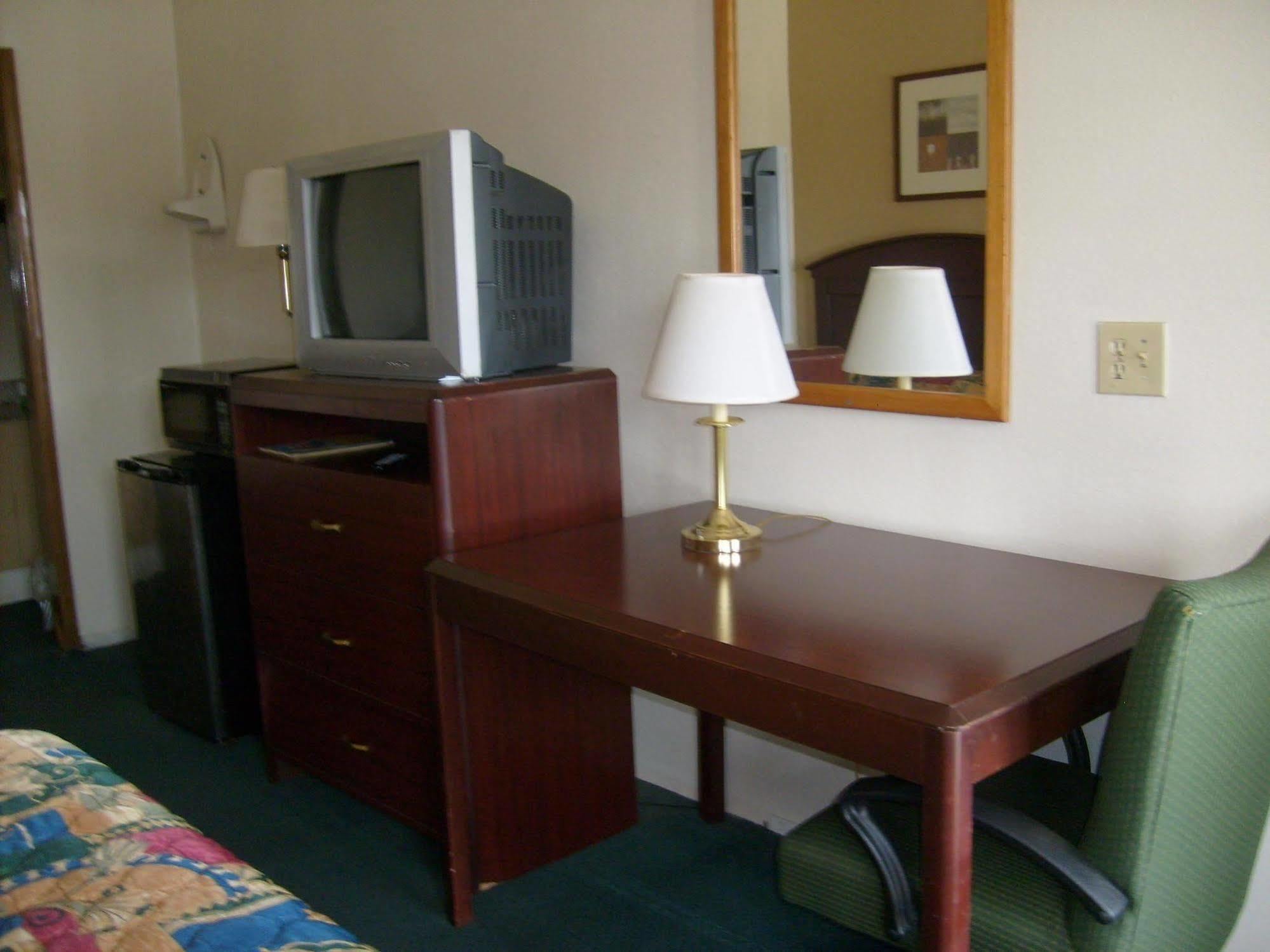 Express Inn Thomson Ngoại thất bức ảnh